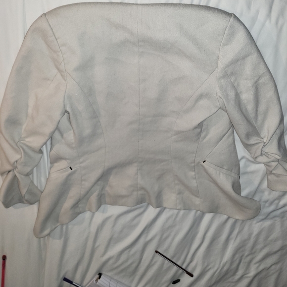 Blazer - Picture 2 of 2